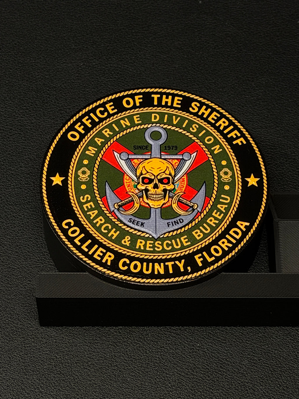 Custom Desk Display | Full Color Raised Logo, Nameplate, Pen and Card Holder